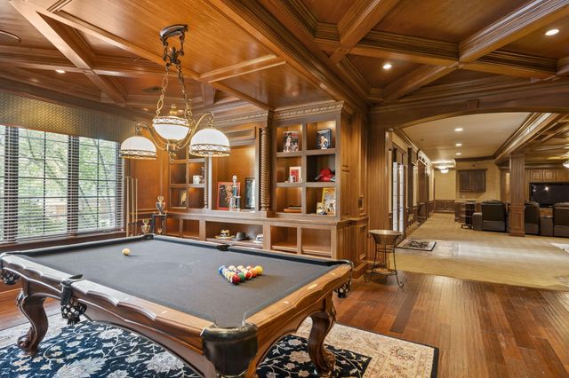 944 Squire Oaks Drive, Villa Hills, KY 41017