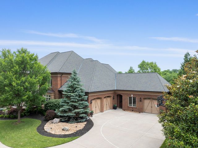 944 Squire Oaks Drive, Villa Hills, KY 41017