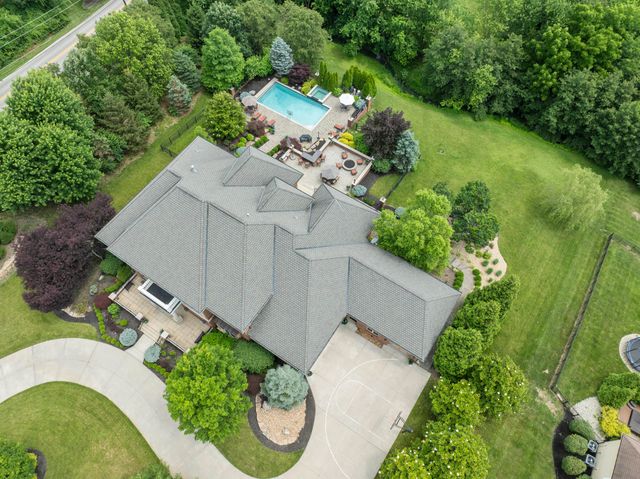 944 Squire Oaks Drive, Villa Hills, KY 41017