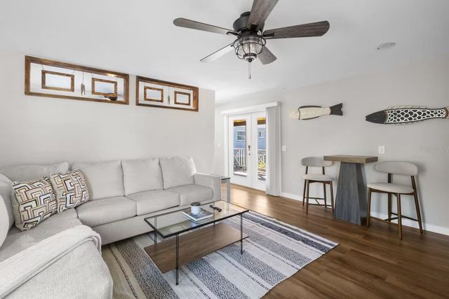 824 SEABREEZE DRIVE, Ruskin, FL 33570