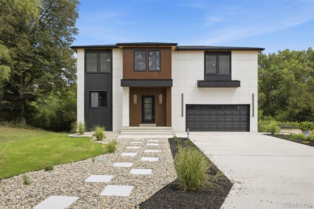 27416 Sunnydale Street, Livonia, MI 48154