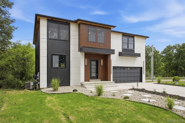 27416 Sunnydale Street, Livonia, MI 48154