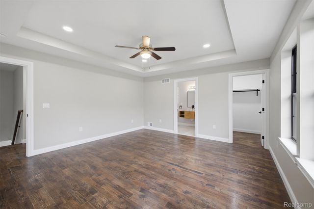 27416 Sunnydale Street, Livonia, MI 48154