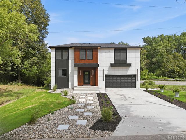 27416 Sunnydale Street, Livonia, MI 48154