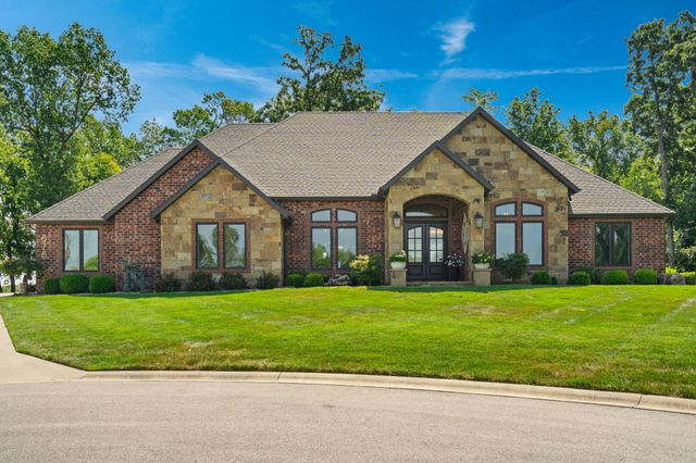 878 E Galway Court, Nixa, MO 65714