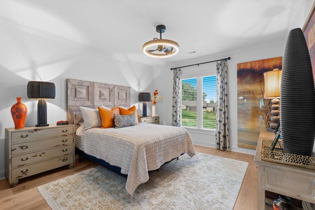 878 E Galway Court, Nixa, MO 65714