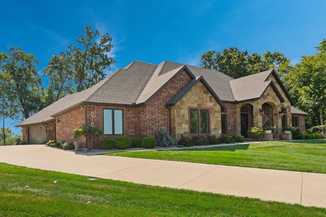878 E Galway Court, Nixa, MO 65714