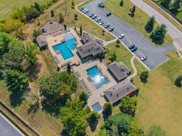878 E Galway Court, Nixa, MO 65714