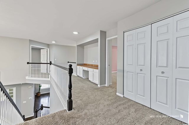 408 Pinehurst Court, Gurnee, IL 60031