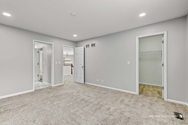 408 Pinehurst Court, Gurnee, IL 60031