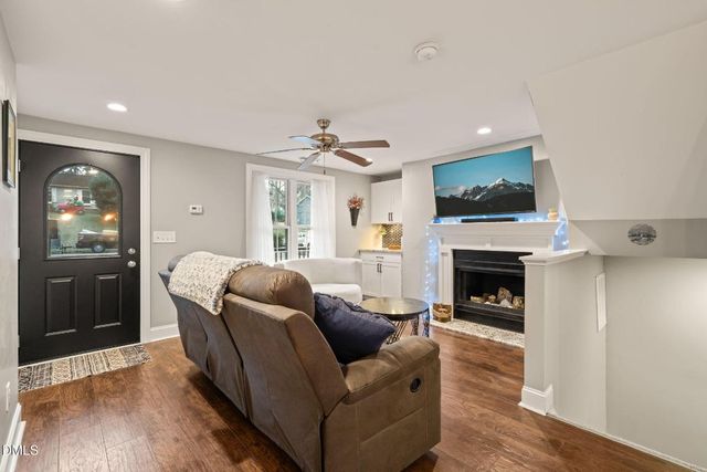 7324 Shellburne Drive, Raleigh, NC 27612