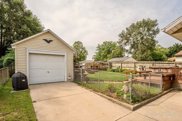 116 35th Street Se, City Of Wyoming, MI 49548