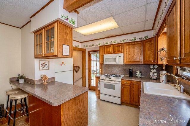 116 35th Street Se, City Of Wyoming, MI 49548