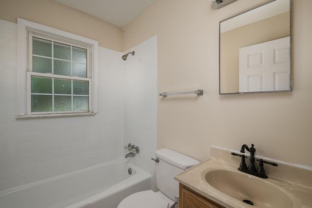 2457 Butternut Hill Court, Lexington, KY 40509