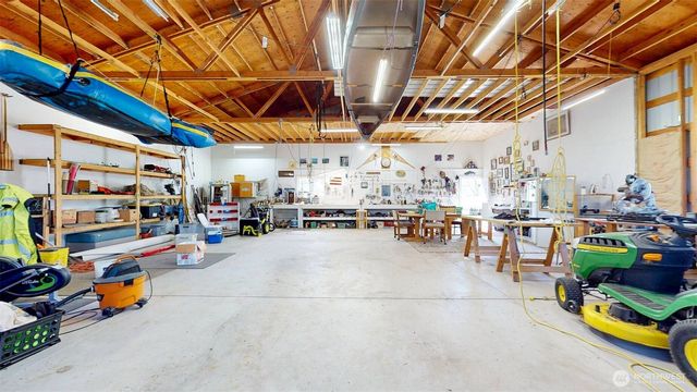 16 River Overlook Street, Omak, WA 98841