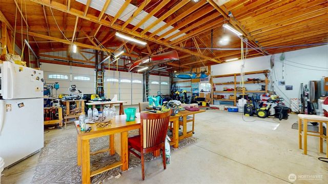 16 River Overlook Street, Omak, WA 98841