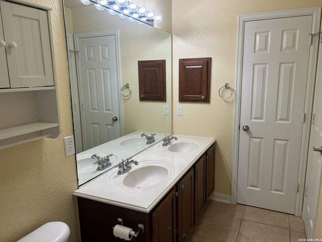 1807 Lookout Forest, San Antonio, TX 78260