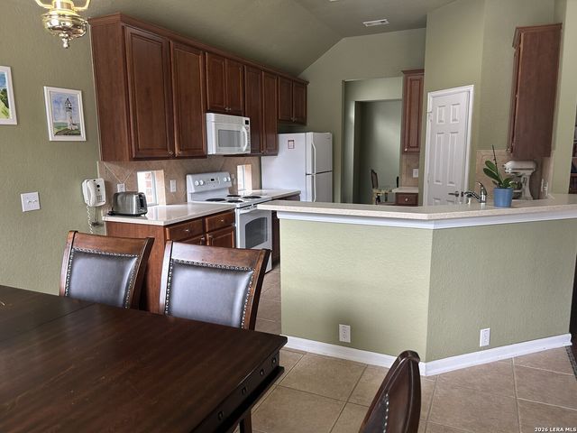 1807 Lookout Forest, San Antonio, TX 78260