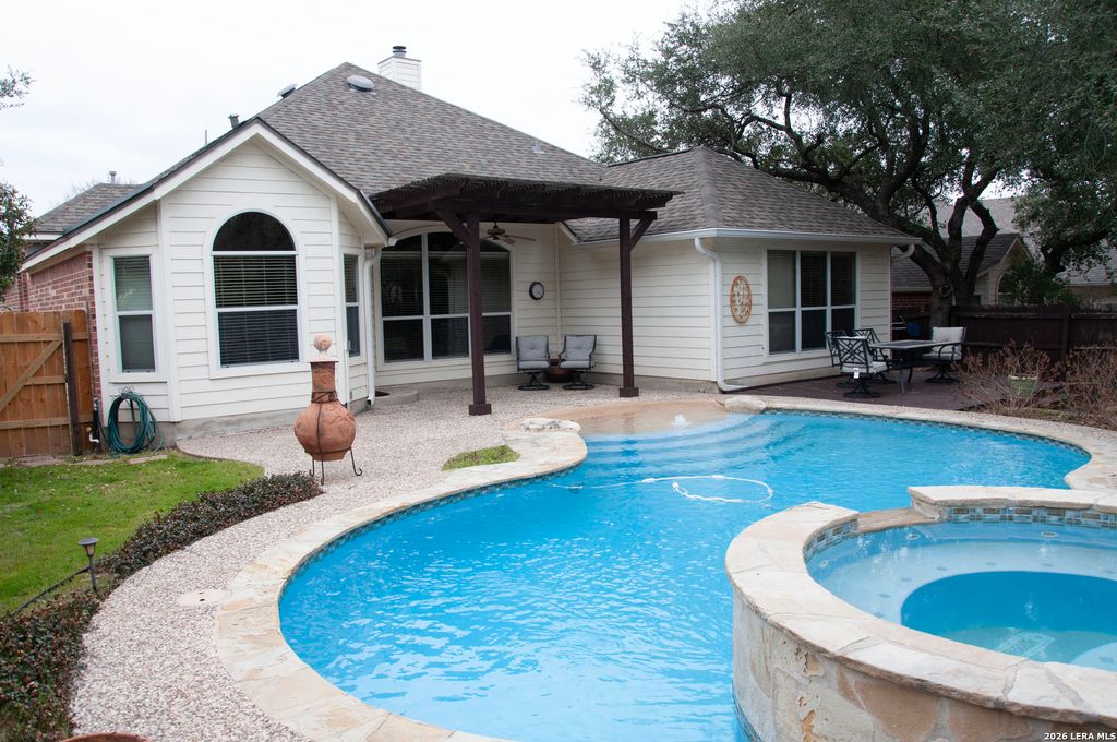 1807 Lookout Forest, San Antonio, TX 78260