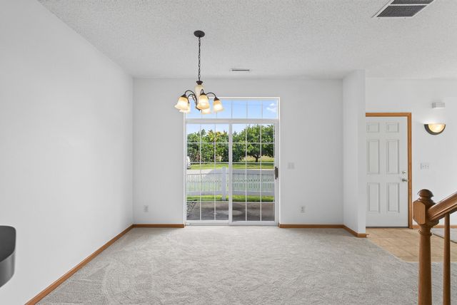 920 Princeton Avenue, Shakopee, MN 55379