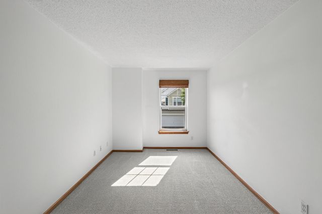 920 Princeton Avenue, Shakopee, MN 55379
