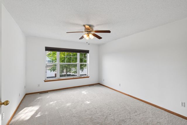 920 Princeton Avenue, Shakopee, MN 55379