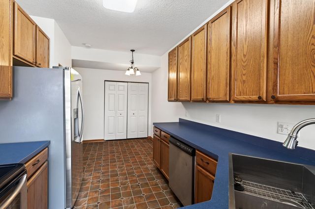 920 Princeton Avenue, Shakopee, MN 55379