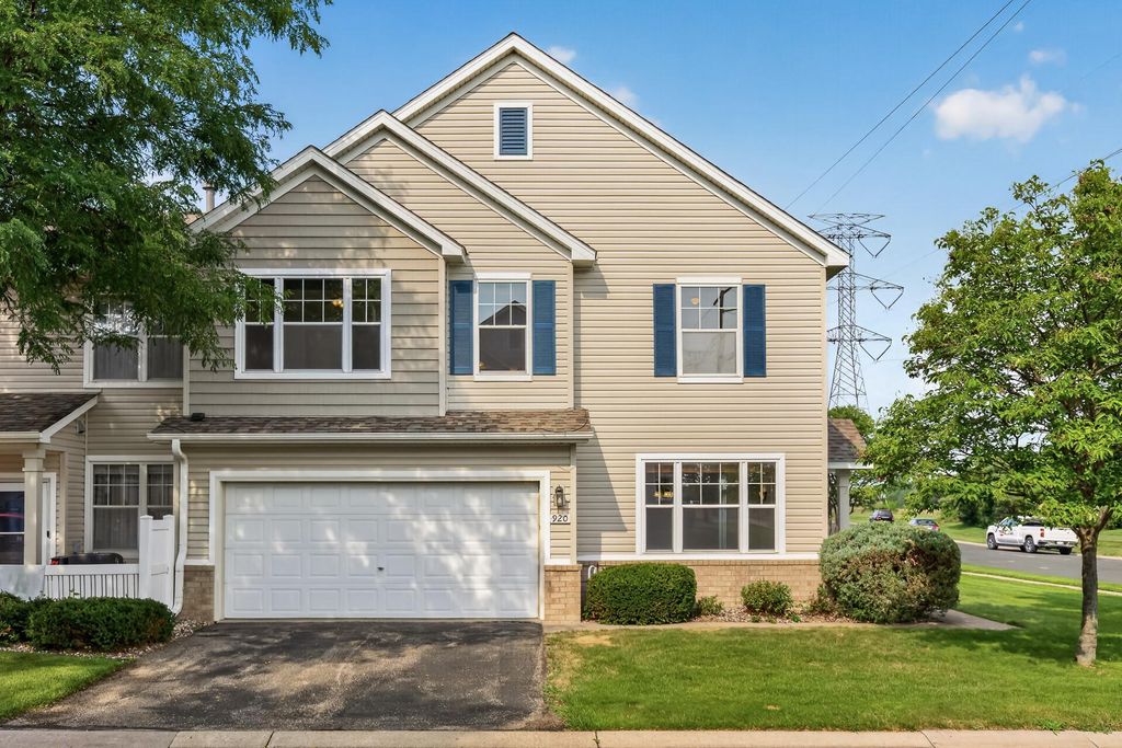 920 Princeton Avenue, Shakopee, MN 55379