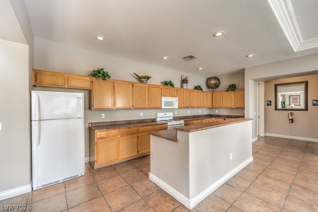 3910 Legend Hills Street 103, Las Vegas, NV 89129