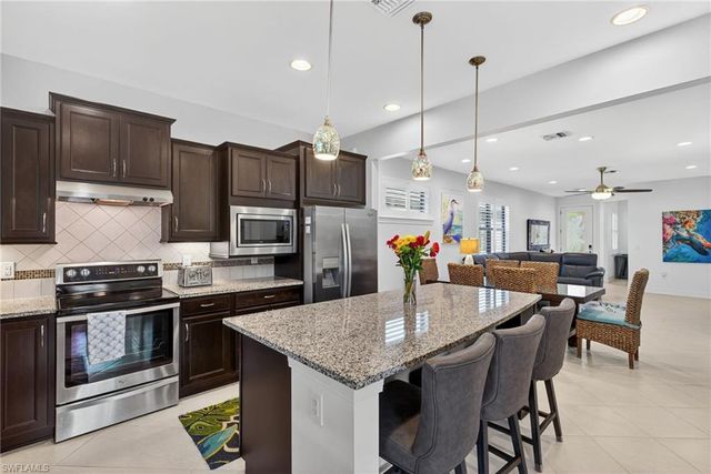 12048 Moorhouse PL, Fort Myers, FL 33913