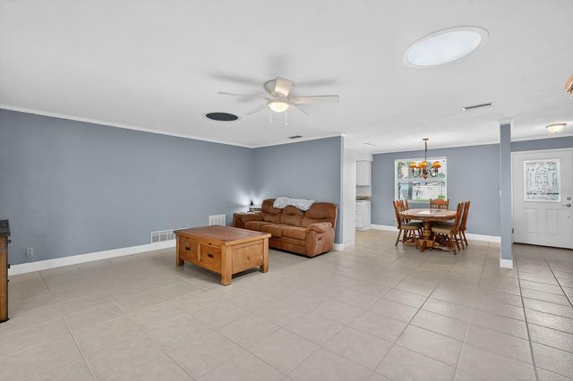 30 LONGFELLOW CIRCLE, Ormond Beach, FL 32176