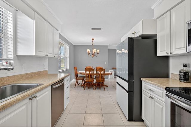 30 LONGFELLOW CIRCLE, Ormond Beach, FL 32176