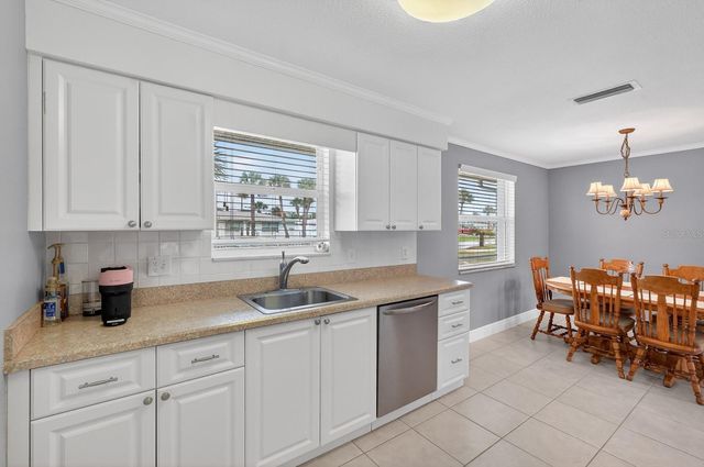 30 LONGFELLOW CIRCLE, Ormond Beach, FL 32176