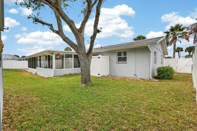 30 LONGFELLOW CIRCLE, Ormond Beach, FL 32176