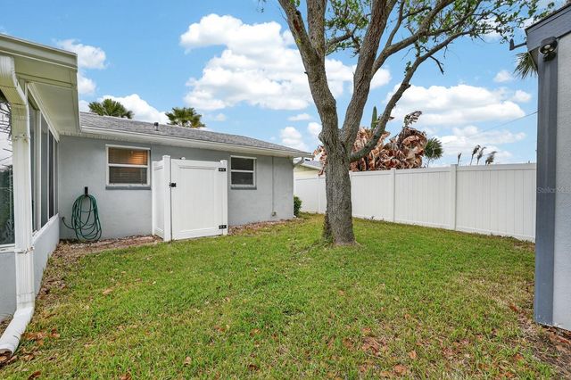 30 LONGFELLOW CIRCLE, Ormond Beach, FL 32176