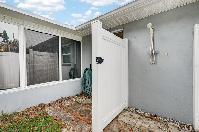 30 LONGFELLOW CIRCLE, Ormond Beach, FL 32176