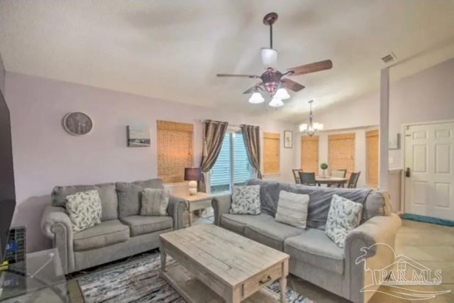 8138 Treetop Ln, Pensacola, FL 32514