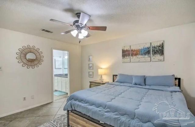 8138 Treetop Ln, Pensacola, FL 32514