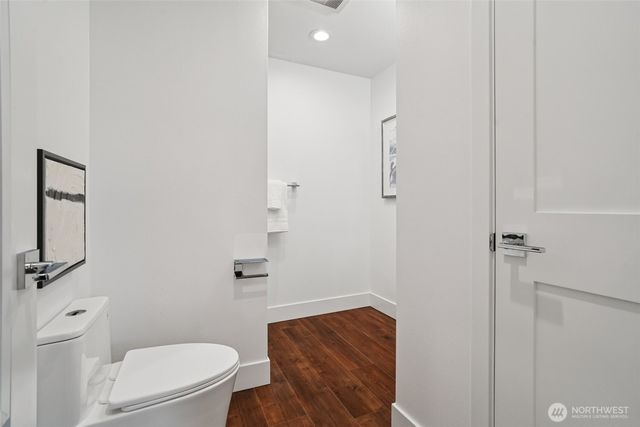 13643 SE 10th Street SE, Bellevue, WA 98005