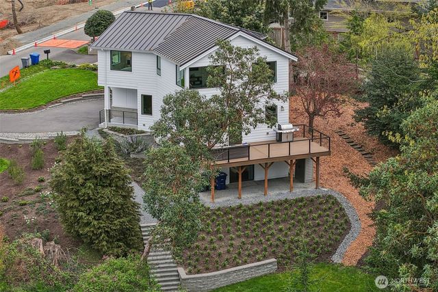 13643 SE 10th Street SE, Bellevue, WA 98005
