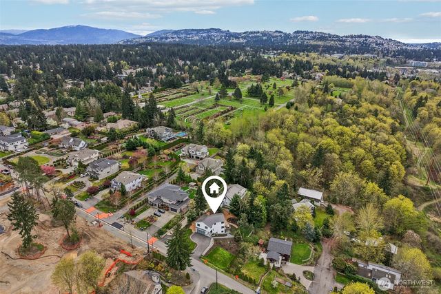 13643 SE 10th Street SE, Bellevue, WA 98005