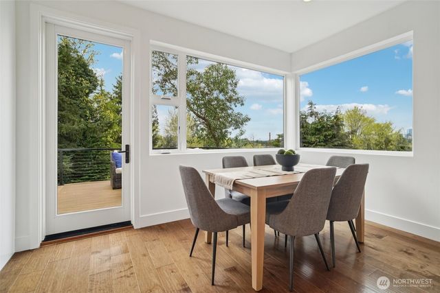 13643 SE 10th Street SE, Bellevue, WA 98005
