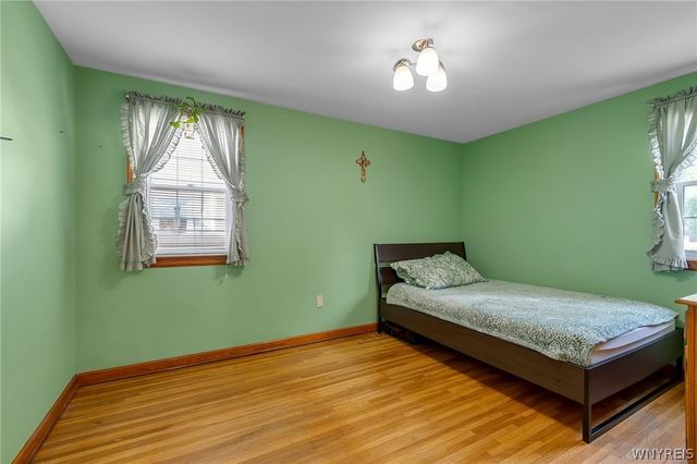 138 Mcnaughton Avenue, Cheektowaga, NY 14225