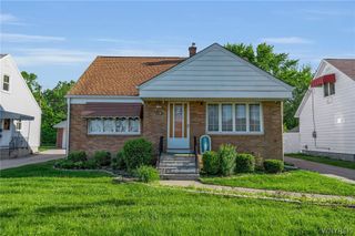 138 Mcnaughton Avenue, Cheektowaga, NY 14225