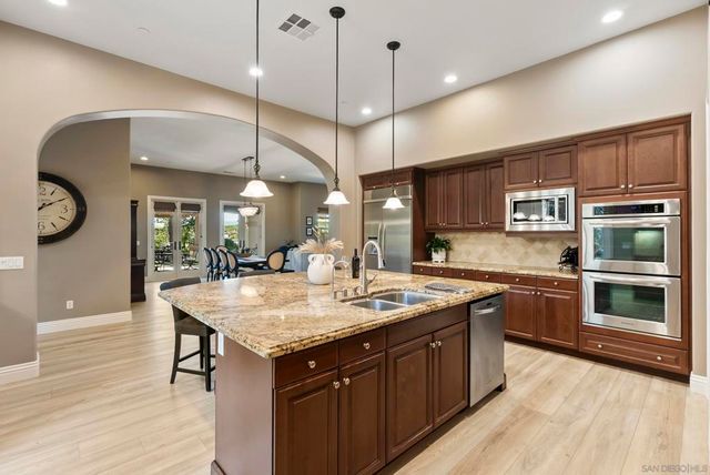 2105 Timneh Court, Oceanside, CA 92057