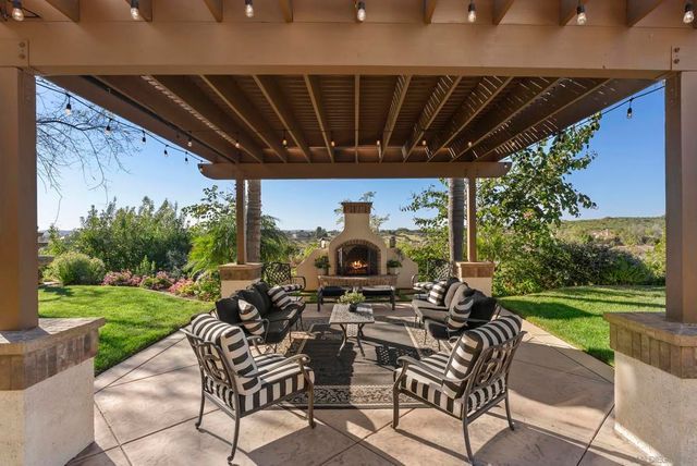 2105 Timneh Court, Oceanside, CA 92057