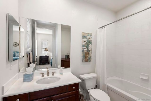 2105 Timneh Court, Oceanside, CA 92057