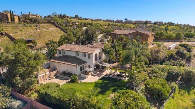 2105 Timneh Court, Oceanside, CA 92057