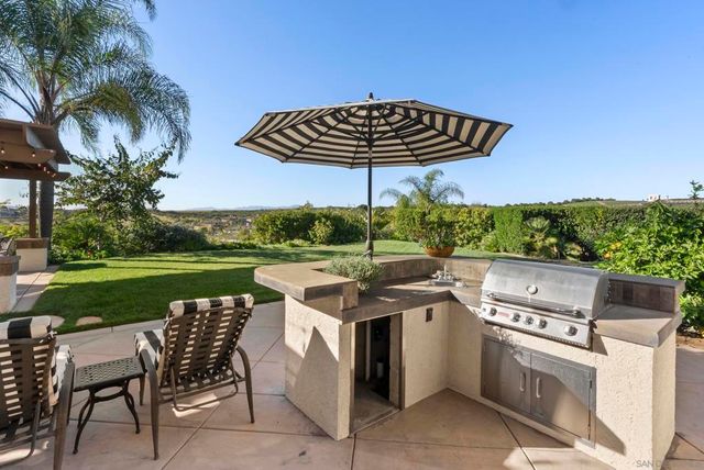 2105 Timneh Court, Oceanside, CA 92057