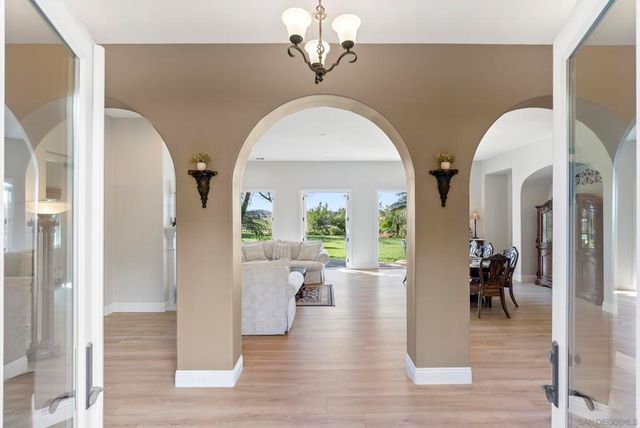 2105 Timneh Court, Oceanside, CA 92057